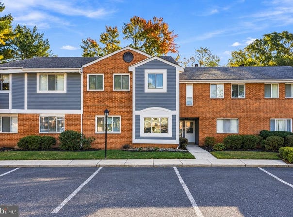303-A MULBERRY COVE, MOUNT LAUREL, NJ 08054