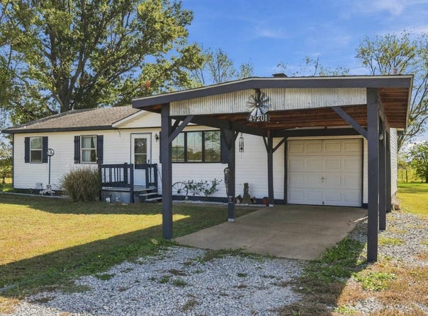 49201 150 Rd, Bluejacket, OK 74333