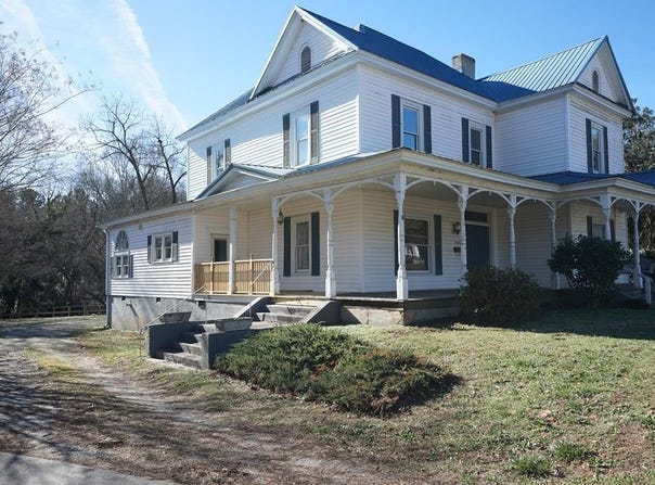 1205 N Main, Abbeville, SC 29620