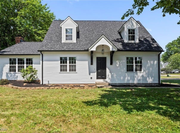 7151 Bunker Cove, Mentor, OH 44060