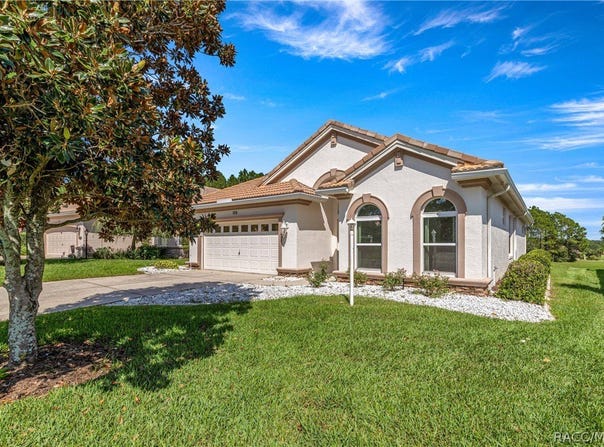 105 W Doerr Path, Hernando, FL 34442