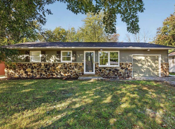 546 NW 10th Street, Linton, IN 47441