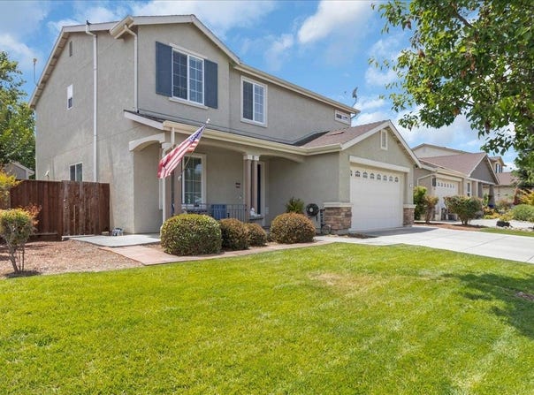 1751 Brighton DR, HOLLISTER, CA 95023