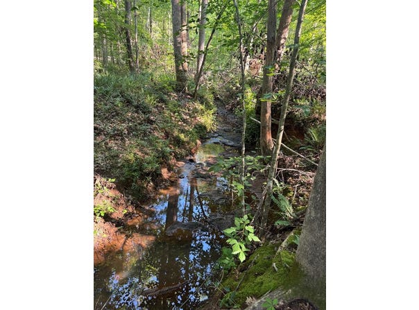 146 Teta Ln, Hodges, SC 29653