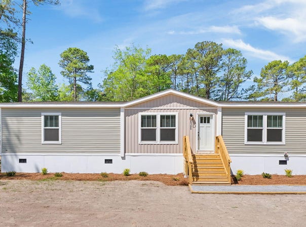 6105 Fox Drive, Ravenel, SC 29470