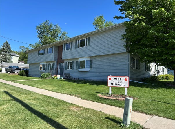 24 N Maple Street, Colfax, IA 50054