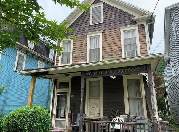617 Maple Ave, Greater Johnstown School District, PA 15901