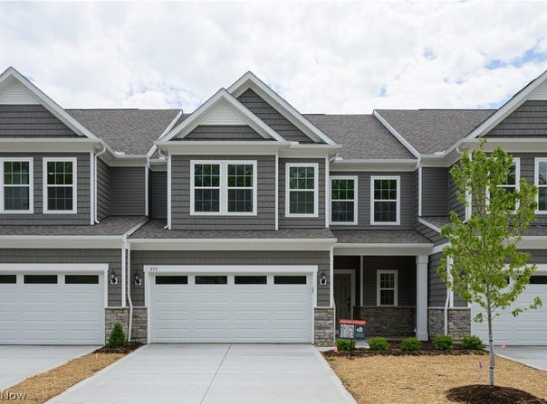 773 Rock Harbor, Avon Lake, OH 44012