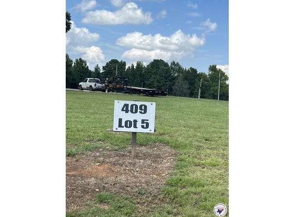 409 Paisley Circle, Texarkana, AR 71854