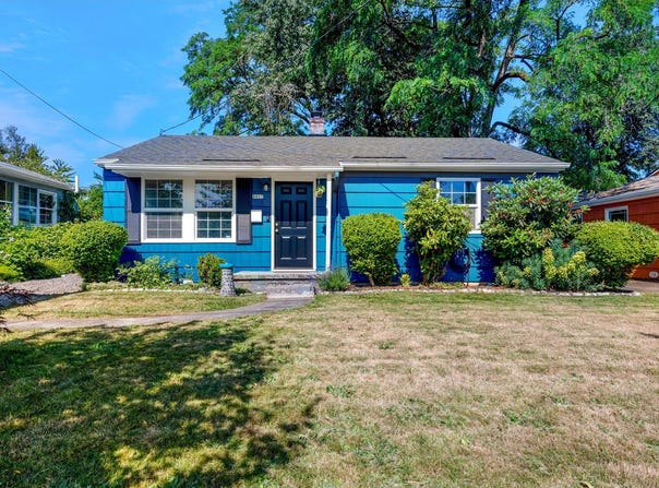 8807 N WAYLAND AVE, Portland, OR 97203
