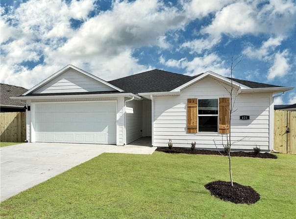 580 Shepherd  ST, Prairie Grove, AR 72753