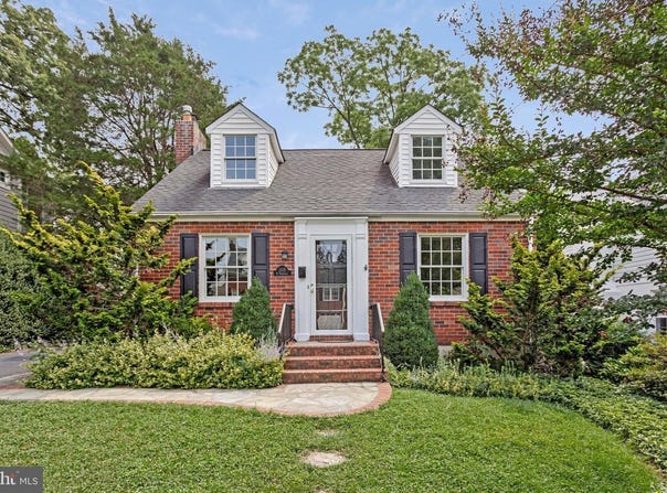 1115 N HARRISON ST, ARLINGTON, VA 22205