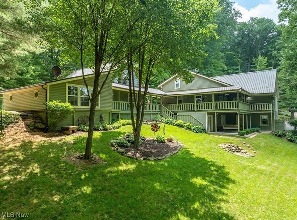 2461 Trailwood Drive SW, Carrollton, OH 44615