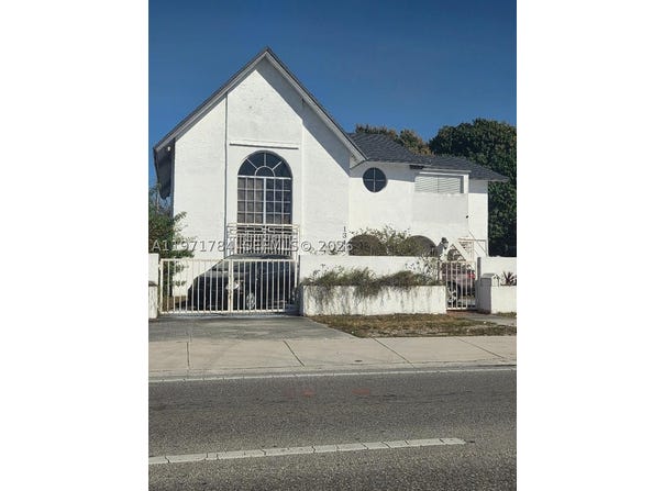 1341 E 8th Ave, Hialeah, FL 33010