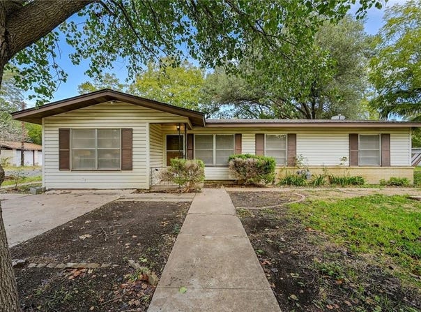 1408 Kent St ST, Taylor, TX 76574