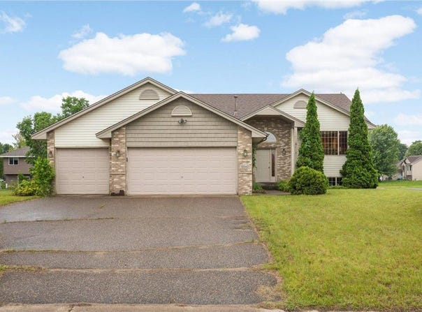 13362 1st Avenue S, Zimmerman, MN 55398