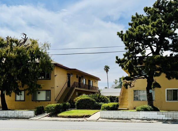 7611 N Hollywood Way, Burbank, CA 91505