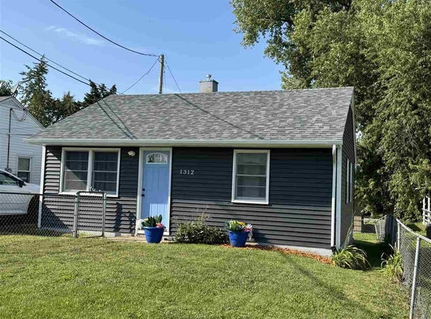 1312 Wilson Ave, CedarRapids, IA 52404