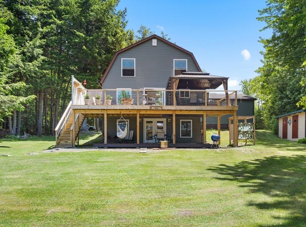 52 Ludden Lane, Lincoln, ME 04457