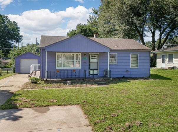 3410 Doniphan Avenue, St Joseph, MO 64507