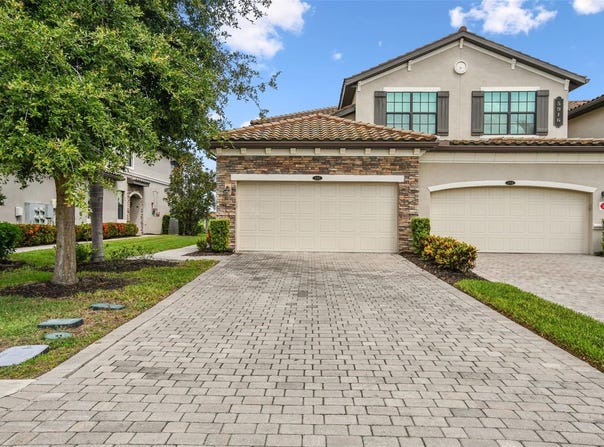 5916 WAKE FOREST RUN, BRADENTON, FL 34211