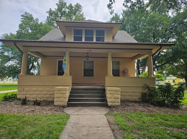 1308 15th Street, Central City, NE 68826