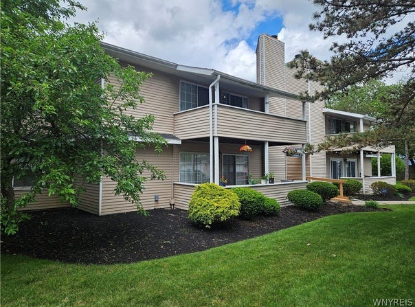 306 Sundown, Buffalo, NY 14221