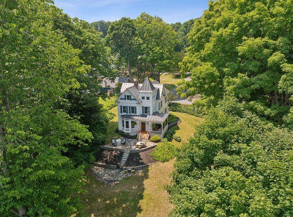 74 Middle Street, Hallowell, ME 04347