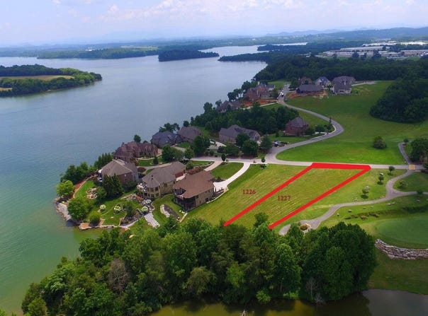 301 Goldcrest Drive, Vonore, TN 37885