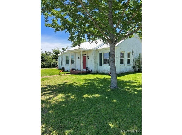 101 Hooper Drive, Selma, AL 36701