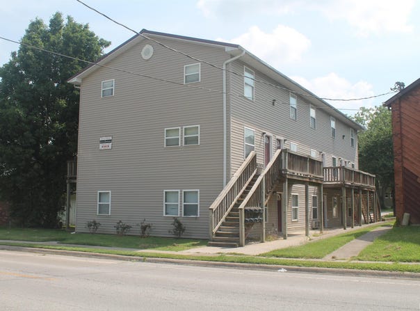 507 S POPLAR Street, Carbondale, IL 62901