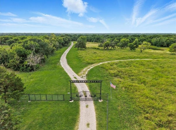 1148 Union Hill Road, Ennis, TX 75119