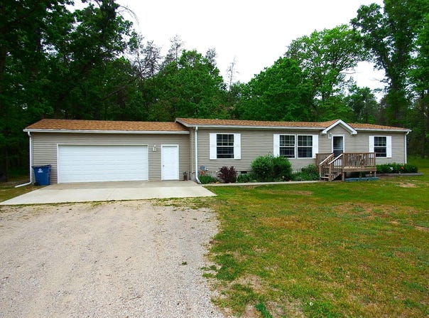 3461 S James Road, Baldwin, MI 49304