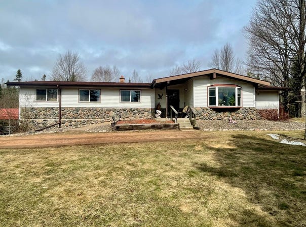 W9106 POPPLE HILL RD, Phillips, WI 54555