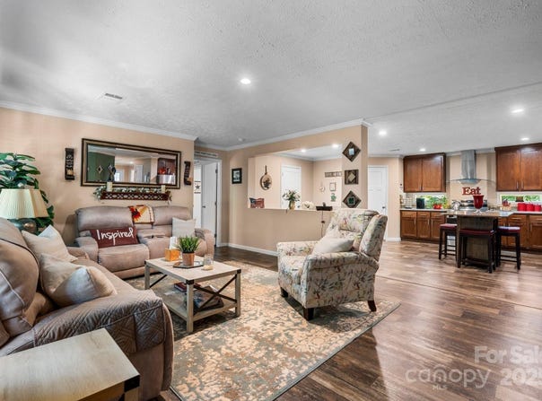200 Vista Pointe Drive, Stony Point, NC 28678