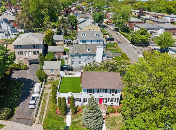 419 Palmer Road, Yonkers, NY 10701