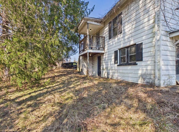 202 Hampton Road, Fairmont, WV 26554