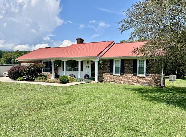 860 West Main Street, Mt Vernon, KY 40456