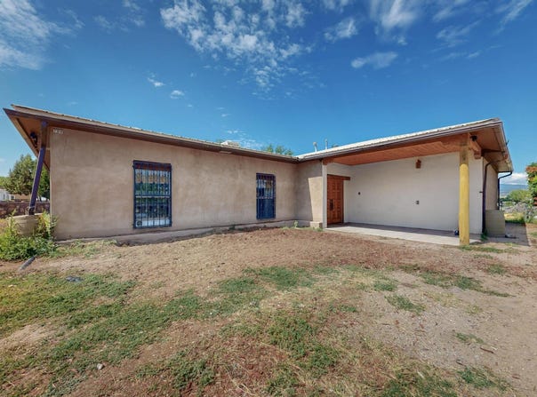 798 Calle Romero, Espanola, NM 87532