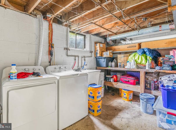 1326 GERMANTOWN PIKE, PLYMOUTH MEETING, PA 19462