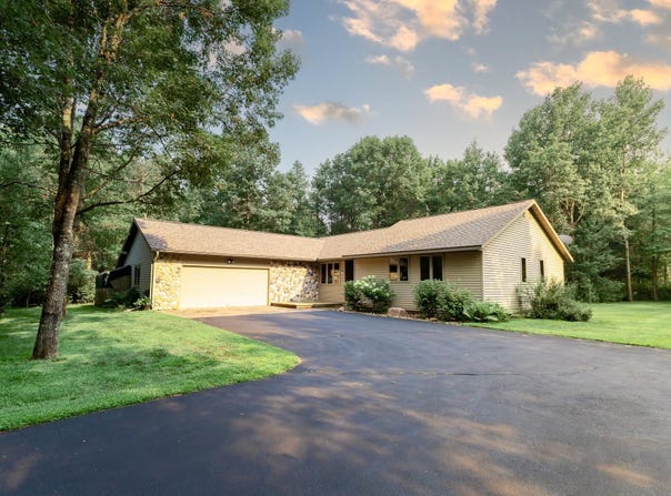 4930 Wilderness Lane, Wisconsin Rapids, WI 54494