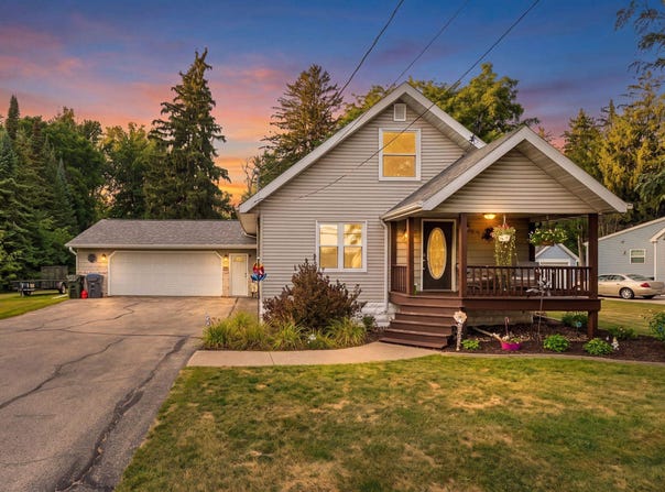 W7678 STATE RD 54, SHIOCTON, WI 54170-8672