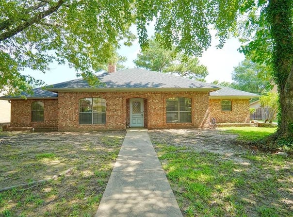 4115 Holbrook, Paris, TX 75462