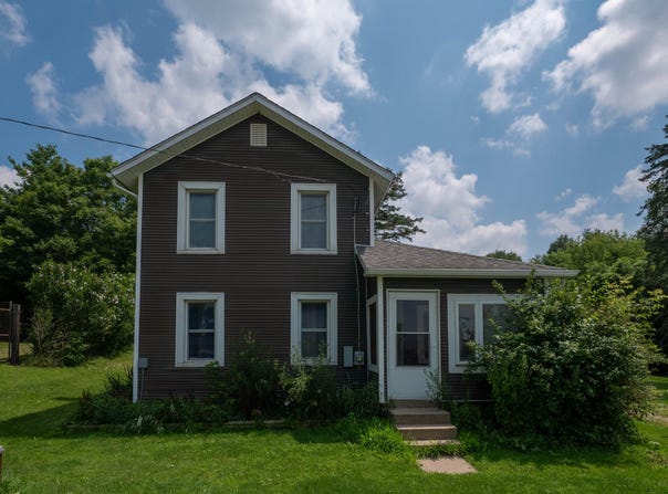 11055 North Avenue, Bellevue, MI 49021