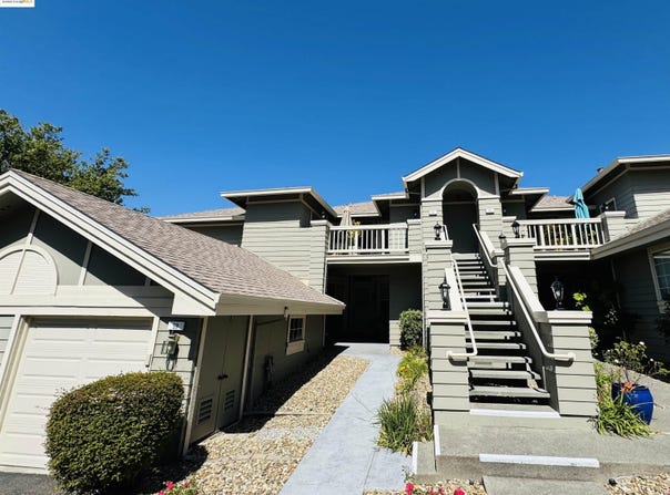 61 Bridle Path Ln, Novato, CA 94945
