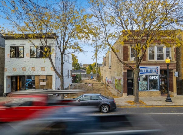 3042 W Irving Park Road, Chicago, IL 60618