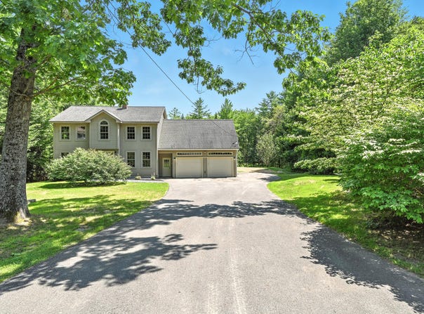 111 Axtell Drive, Oakland, ME 04963