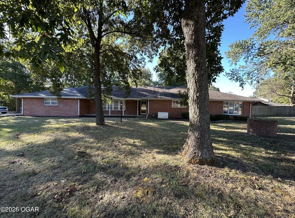 3232 Moorhead Drive, Joplin, MO 64804