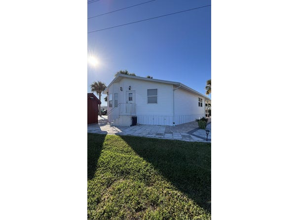 5224 SE 67th Avenue, Okeechobee, FL 34974