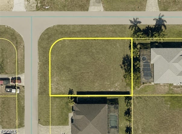2219 NE 17th Avenue, Cape Coral, FL 33909